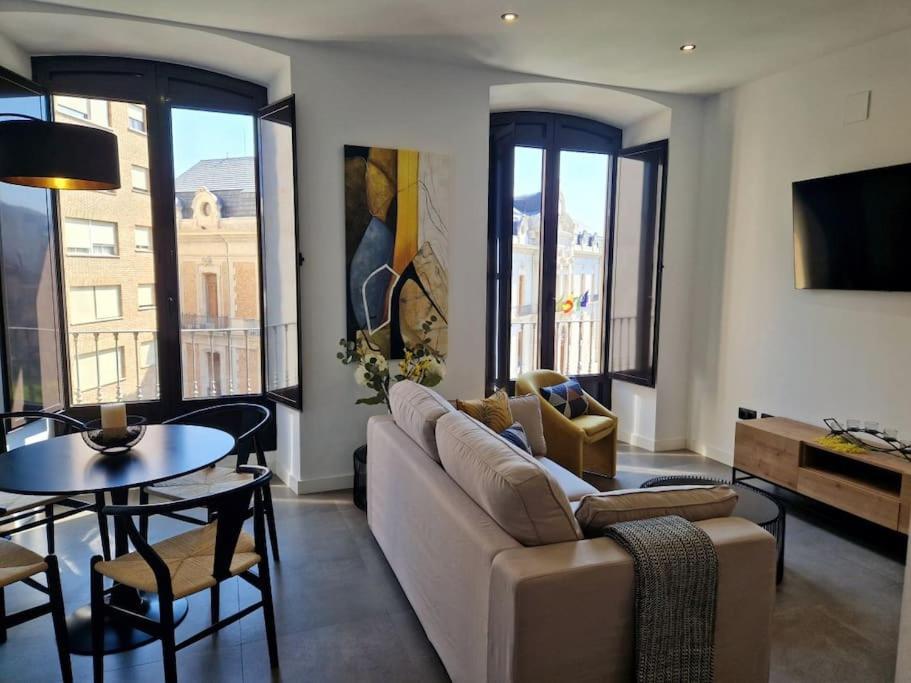 Duplex De Diseno Jaen Centro-Catedral Apartment Bagian luar foto